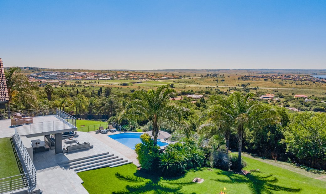 Luxury Hilltop Mansion In Cornwall Hill In Centurion, Gauteng, South