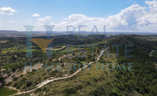 Land in Center, Noto, Sicily 1