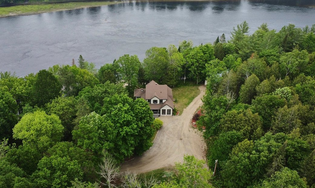 Gracefield (Outaouais) En Gracefield, Quebec, Canadá En Venta (12927074)