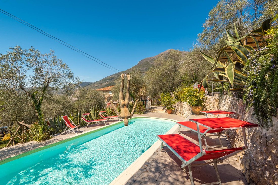 Country House in Camaiore, Tuscany, Italy 1 - 12929352