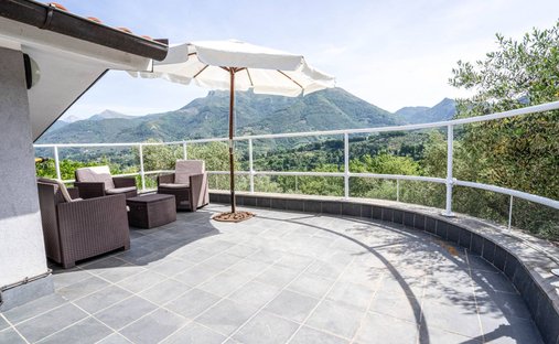 Villa à Camaiore, Toscane, Italie 1