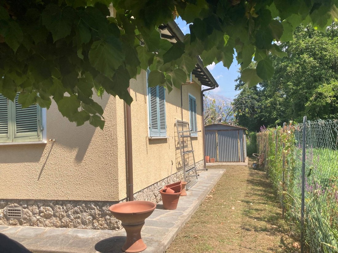 Villa in Caranna-Vaiana, Forte dei Marmi, Tuscany 3 - 12929504