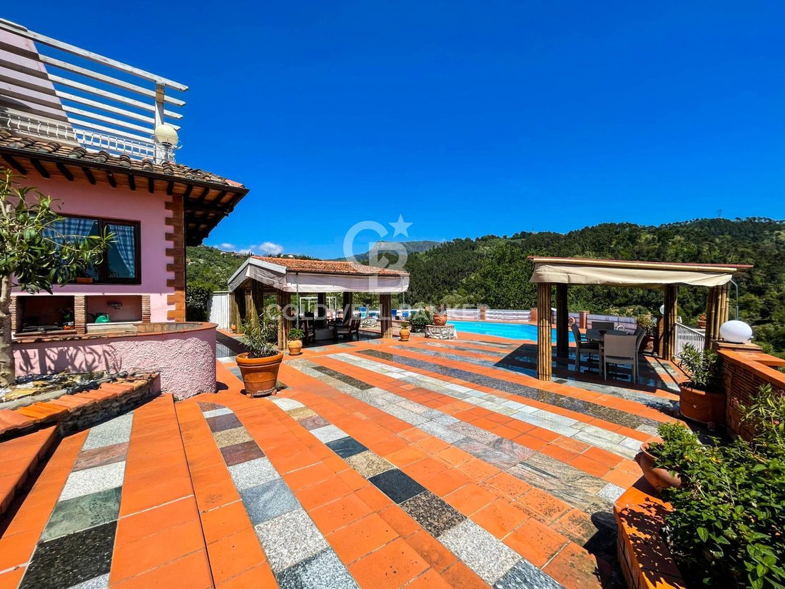 Villa in Massarosa, Tuscany, Italy 4 - 12929802