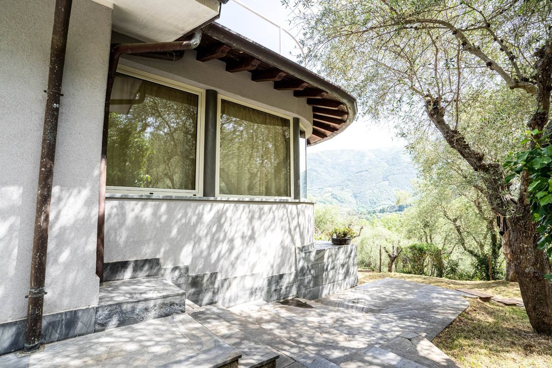 Villa in Camaiore, Tuscany, Italy 5 - 12929419