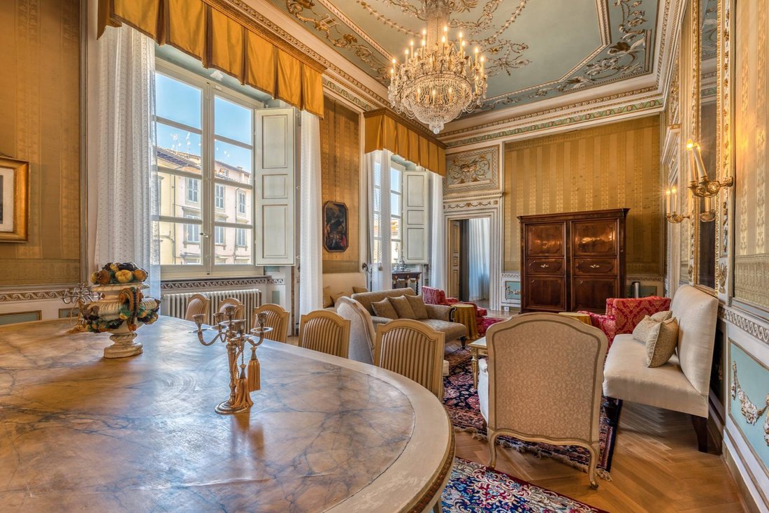 Apartment in Historic Center, Lucca, Tuscany 3 - 12928961
