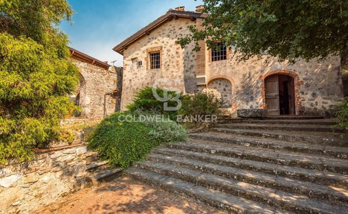 Apartment in Camaiore, Tuscany, Italy 1