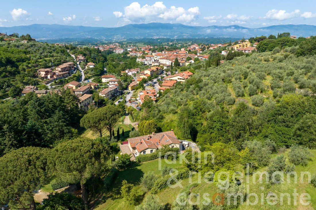 House in Borgo a Cascia, Reggello, Tuscany 1 - 11425491