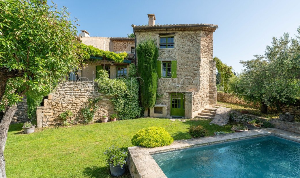 18th Century Property In Gordes, Provence Alpes Côte D'azur, France For Sale (12931802)