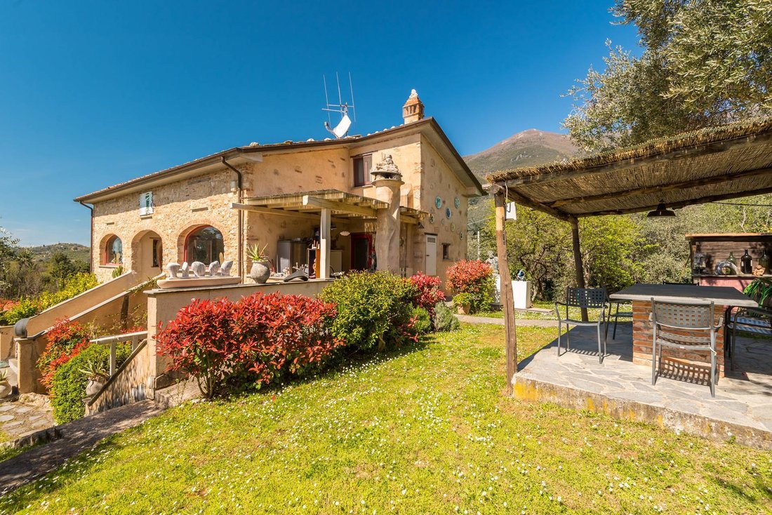 Country House in Camaiore, Tuscany, Italy 3 - 12929352