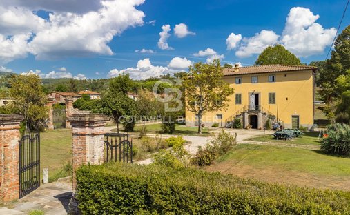 Villa a Lucca, Toscana, Italia 1