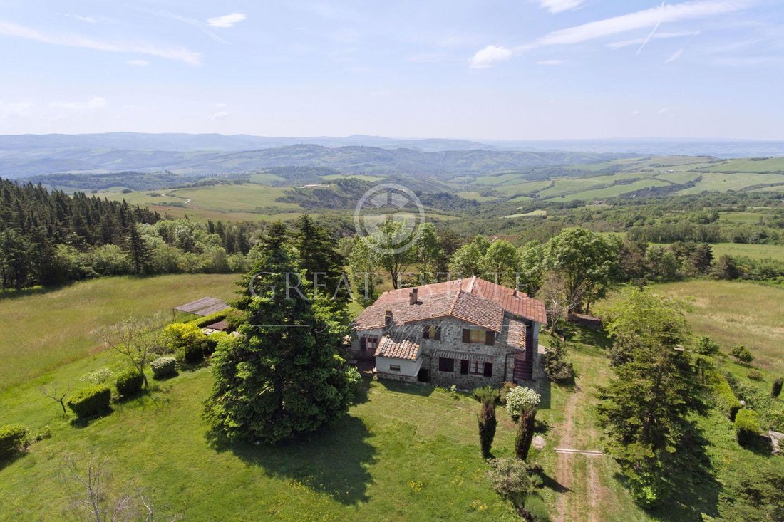 Estate in Radicofani, Tuscany, Italy 1 - 12927733