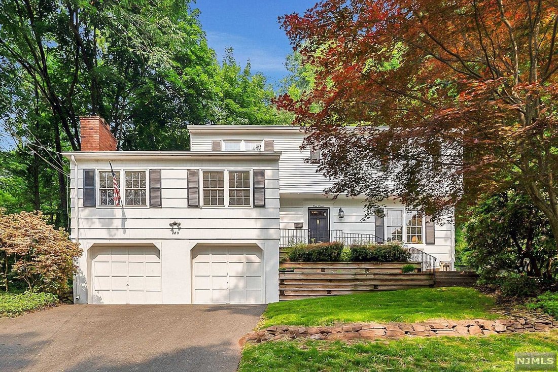 280 Hillcrest Road In Ridgewood, New Jersey, United States For Sale (12929245)