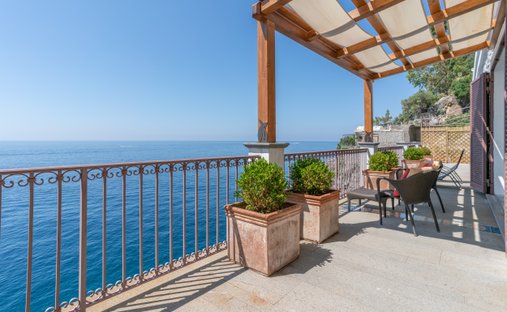 Villa in Campania, Italy 1