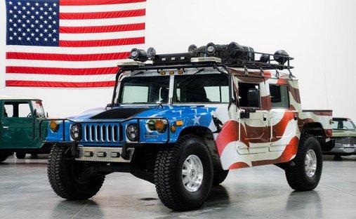 2000 Am General Humvee in Grand rapids, United States 1