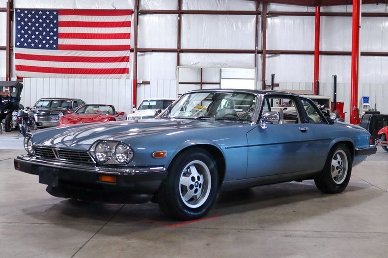 Coupe in Grand Rapids, Michigan, United States 1 - 12932969