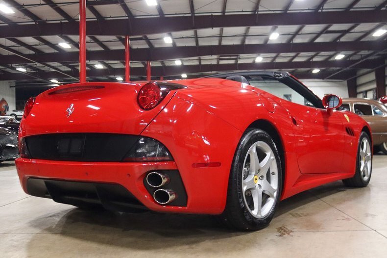 Cabriolet in Grand Rapids, Michigan, United States 5 - 12933105