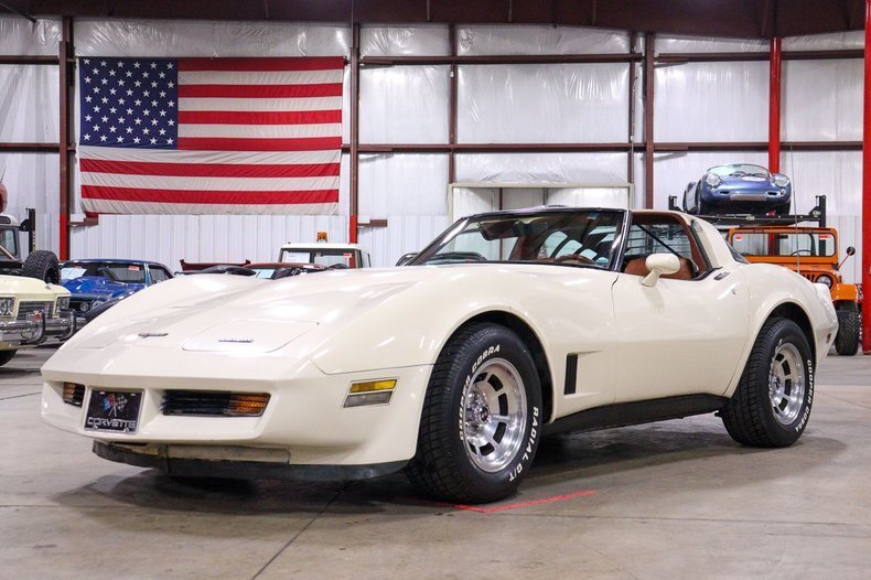 Coupe in Grand Rapids, Michigan, United States 1 - 12932954