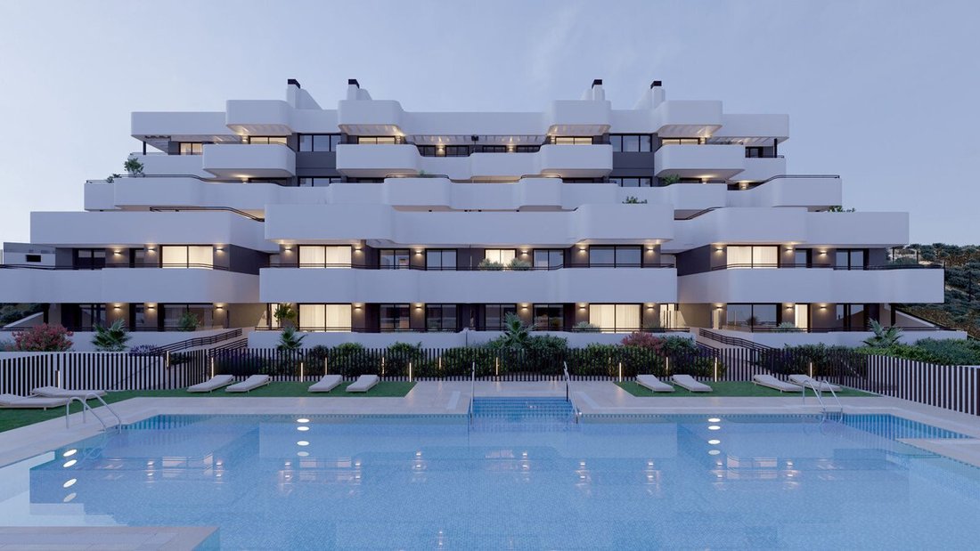 Apartment in Estepona, Andalusia, Spain 2 - 12935409