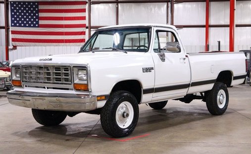 1986 Dodge W150 Pick-Up 4X4 in Grand rapids, MI, United States 1