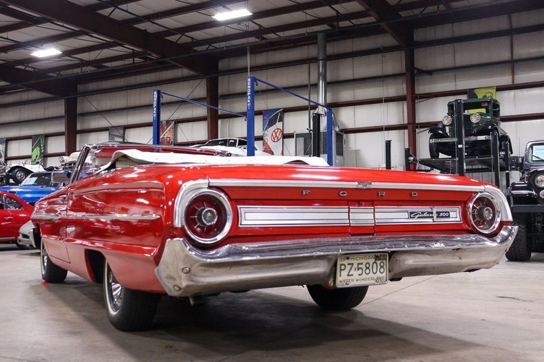 Cabriolet in Grand Rapids, Michigan, United States 3 - 12932832