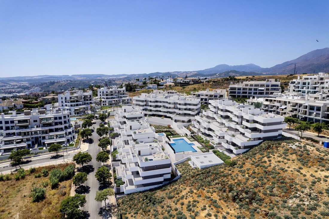 Apartment in Estepona, Andalusia, Spain 2 - 12935405