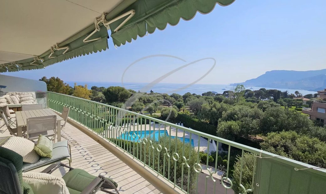 Sale Apartment In Roquebrune Cap Martin, Provence Alpes Côte D'azur