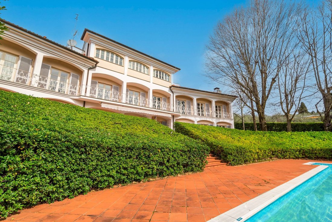 Villa a Lucca, Toscana, Italia 4 - 12934660