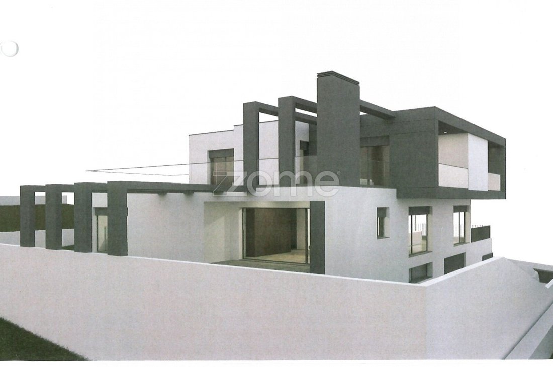 Viseu House In Viseu, Viseu District, Portugal For Sale (12934294)