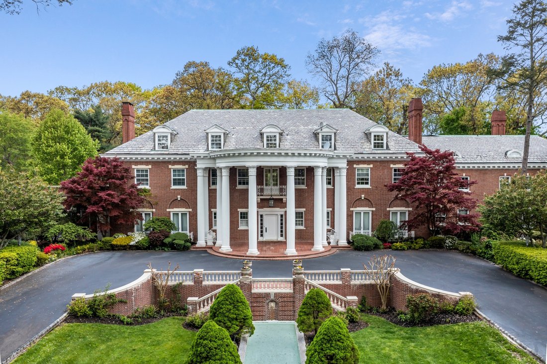 Syosset, New York, United States 4 - 12933855