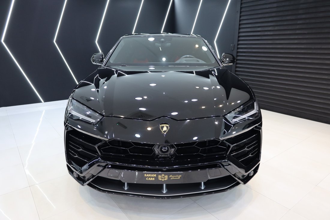 Suv in Dubai, Dubai, United Arab Emirates 2 - 12935819
