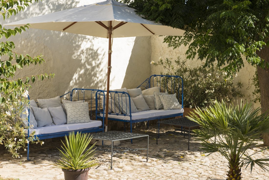 La Hacienda de los Suspiros: A Granada Jewel Where Time Stands Still
