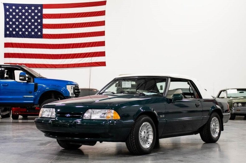 Cabriolet in Grand Rapids, Michigan, United States 1 - 12935606