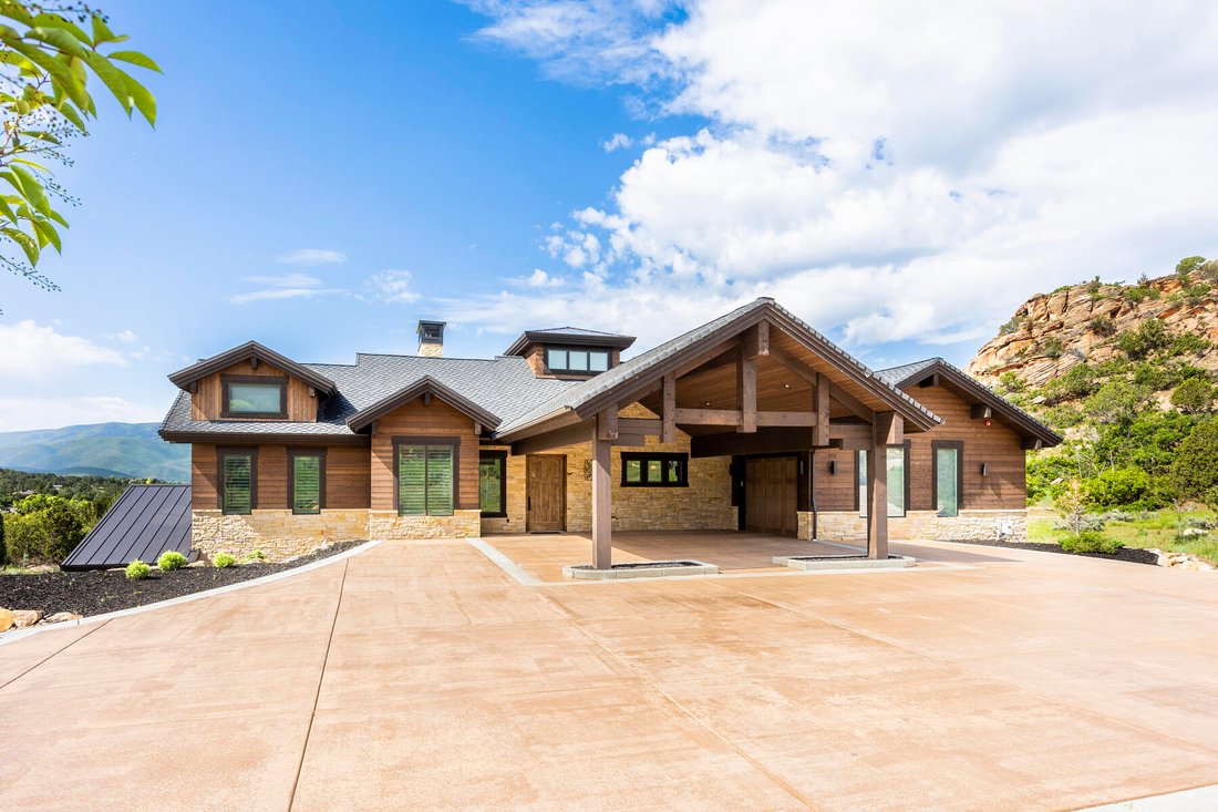 Mountain Modern Architecture at Red Ledges