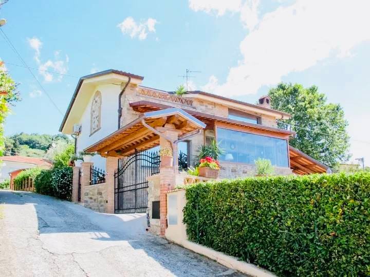 Villa in Massarosa, Tuscany, Italy 4 - 12936946