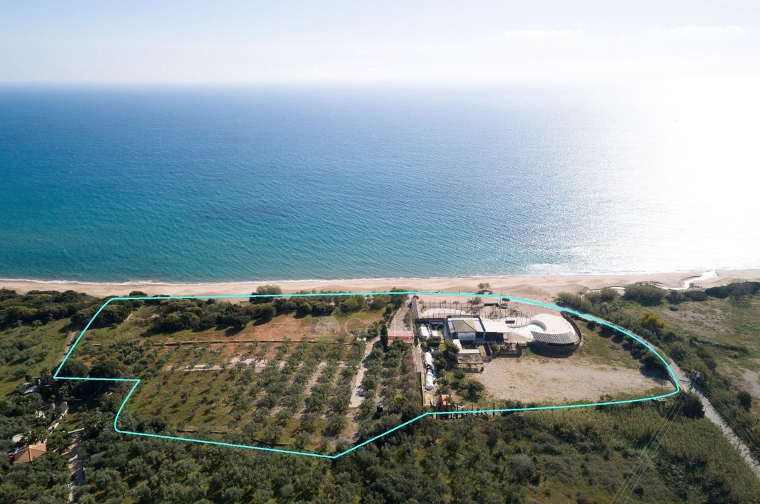 Exceptional Seaside Property In Greece For Sale (12936101)