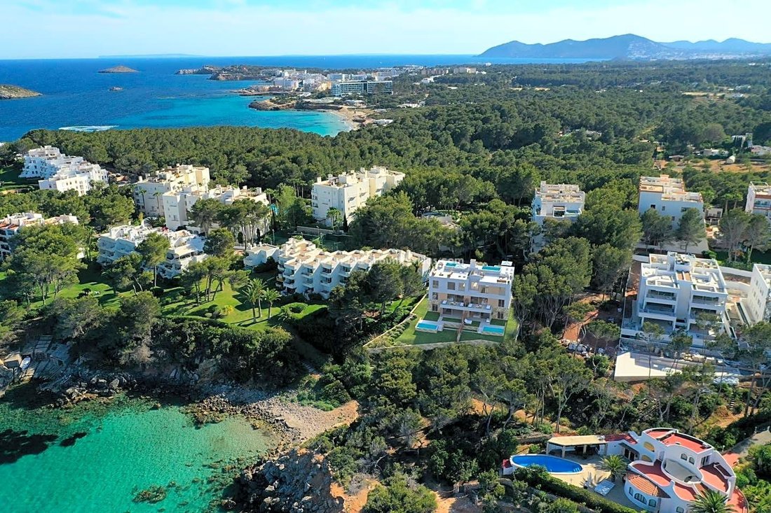 Apartment in Cala Llenya, Santa Eularia des Riu, Balearic Islands 5 - 12936339