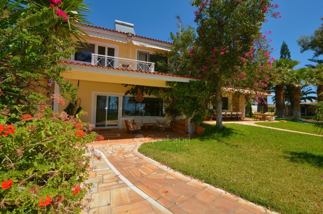 Villa in Koinotita Kranidiou, Kranidi, Greece 4 - 12936079