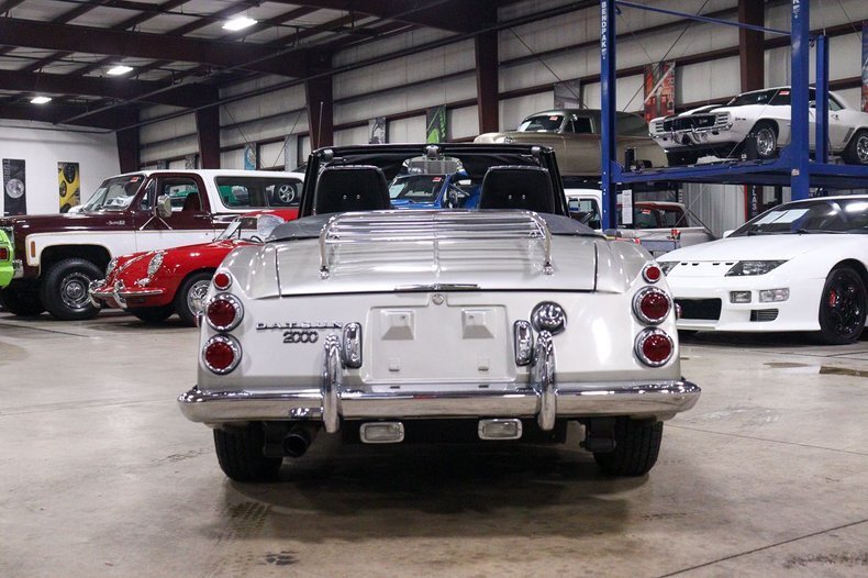 Cabriolet in Grand Rapids, Michigan, United States 4 - 12935661