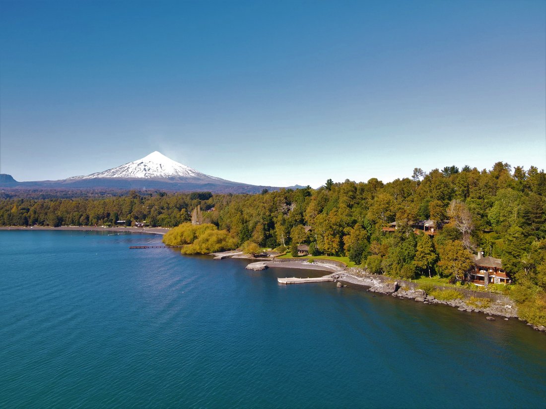 Beautiful House In Pucón In Las Chilcas, Araucania, Chile For Sale