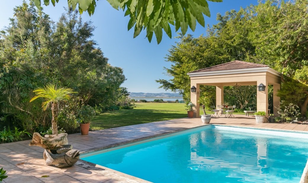 Gracious Manor Home For Sale In In Knysna, Western Cape, South Africa