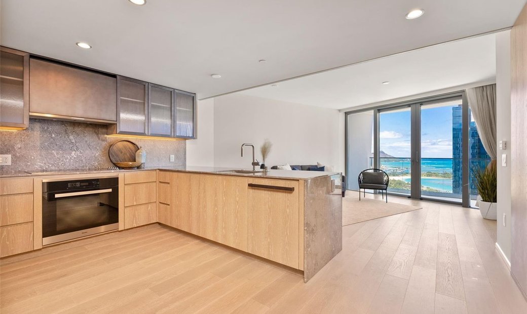 Koula In Honolulu, Hawaii, United States For Sale (12939146)