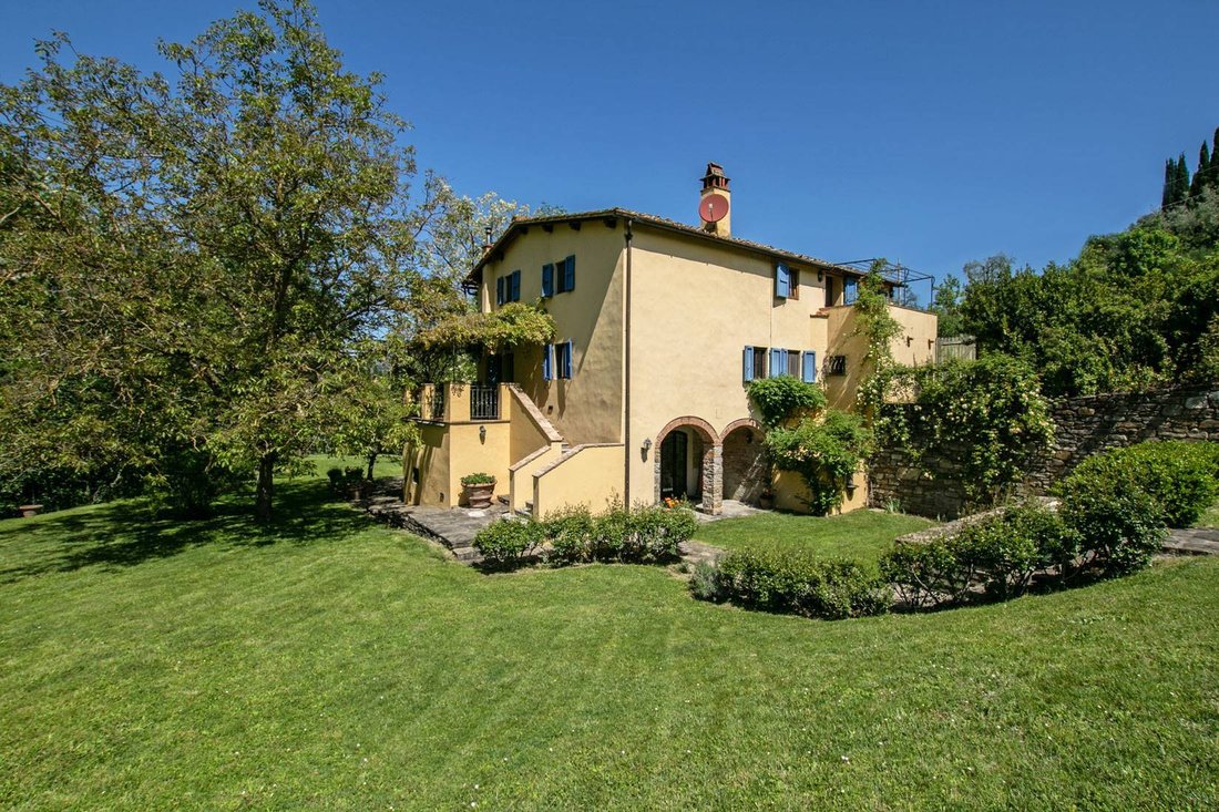 Country House in Rufina, Tuscany, Italy 1 - 12940332