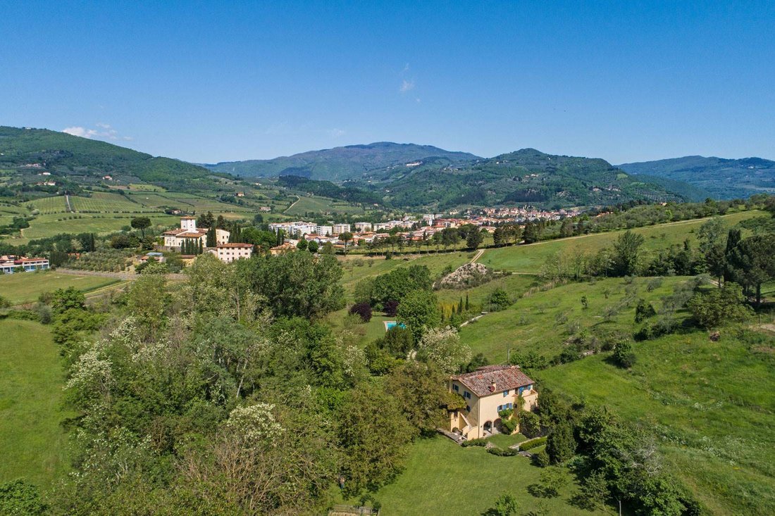 Country House in Rufina, Tuscany, Italy 4 - 12940332