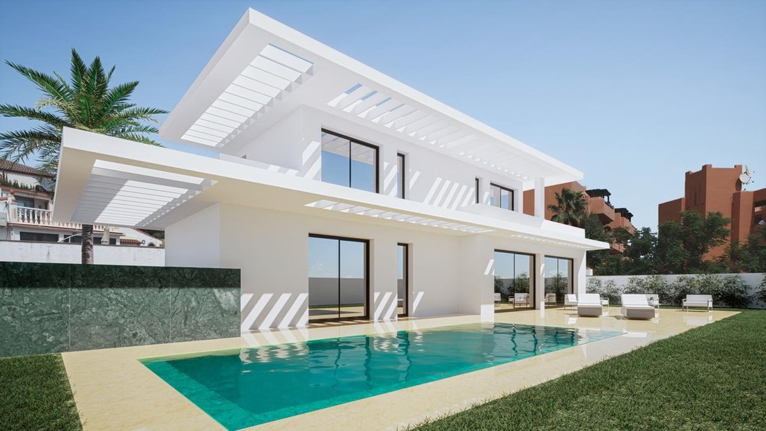 Villa in Estepona, Andalusia, Spain 2 - 12941968