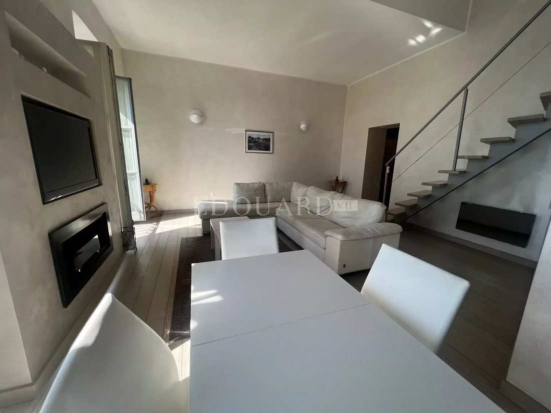 For Sale Three Bedroom Apartment In Menton, Provence Alpes Côte D'azur