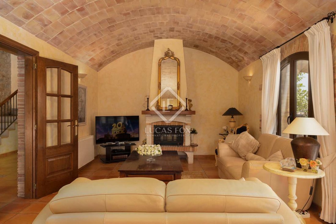 Torroella De Fluvià House / Villa In L'estartit, Catalonia, Spain For