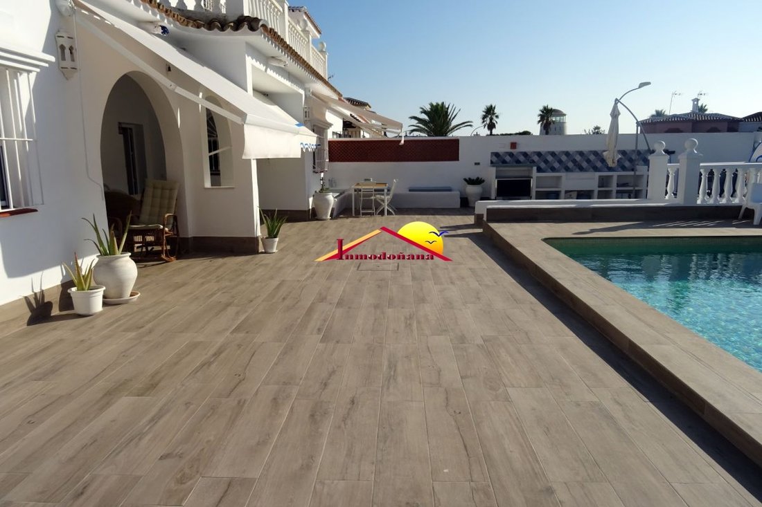 Chalet in 1a Fase, Almonte, Spain 4 - 12946638