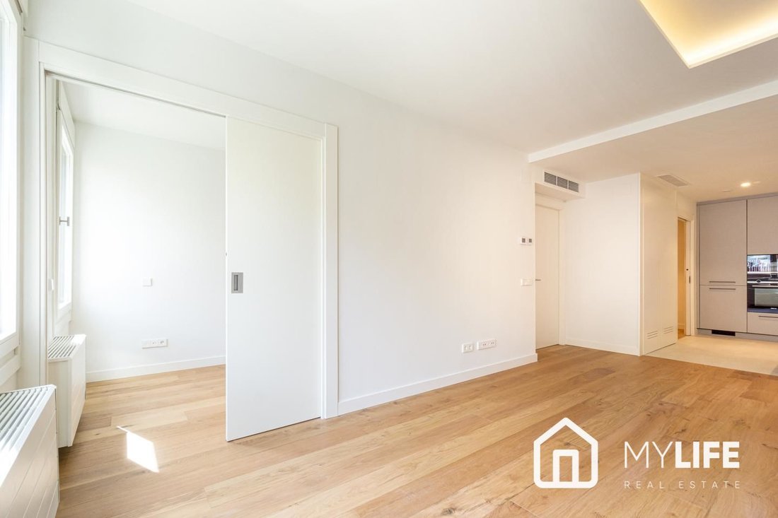Apartment in Eixample, Barcelona, Spain 3 - 12947965