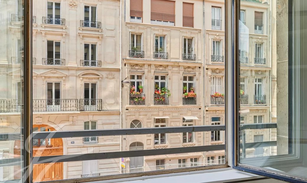 Parc Monceau 2/3 Bedroom Apartment To In Paris, île De France, France