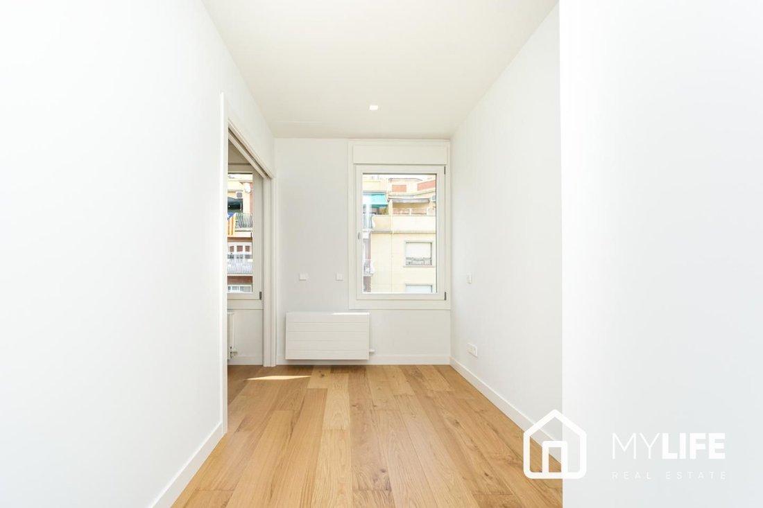 Apartment in Eixample, Barcelona, Spain 4 - 12947972